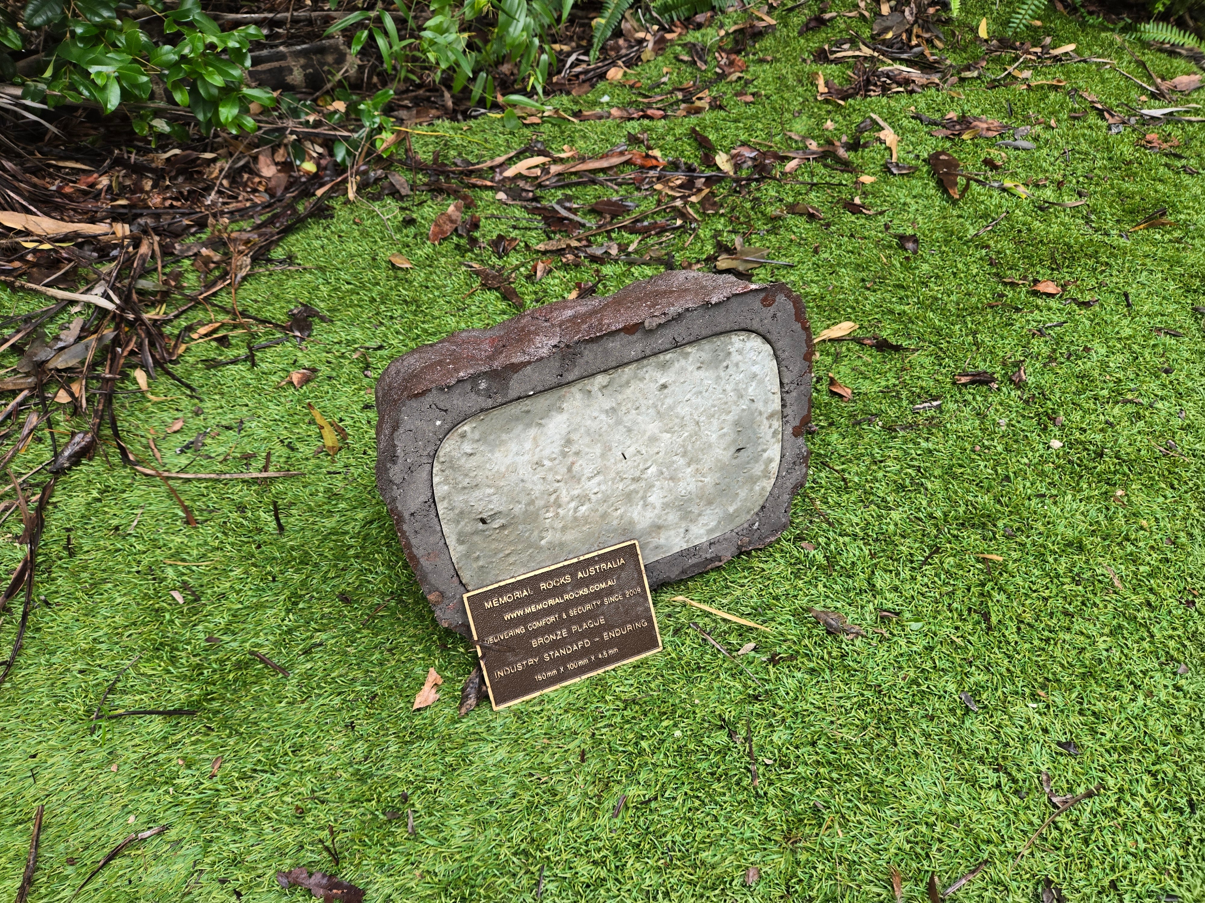 Memorial Rock Urn  2149 Regular Black