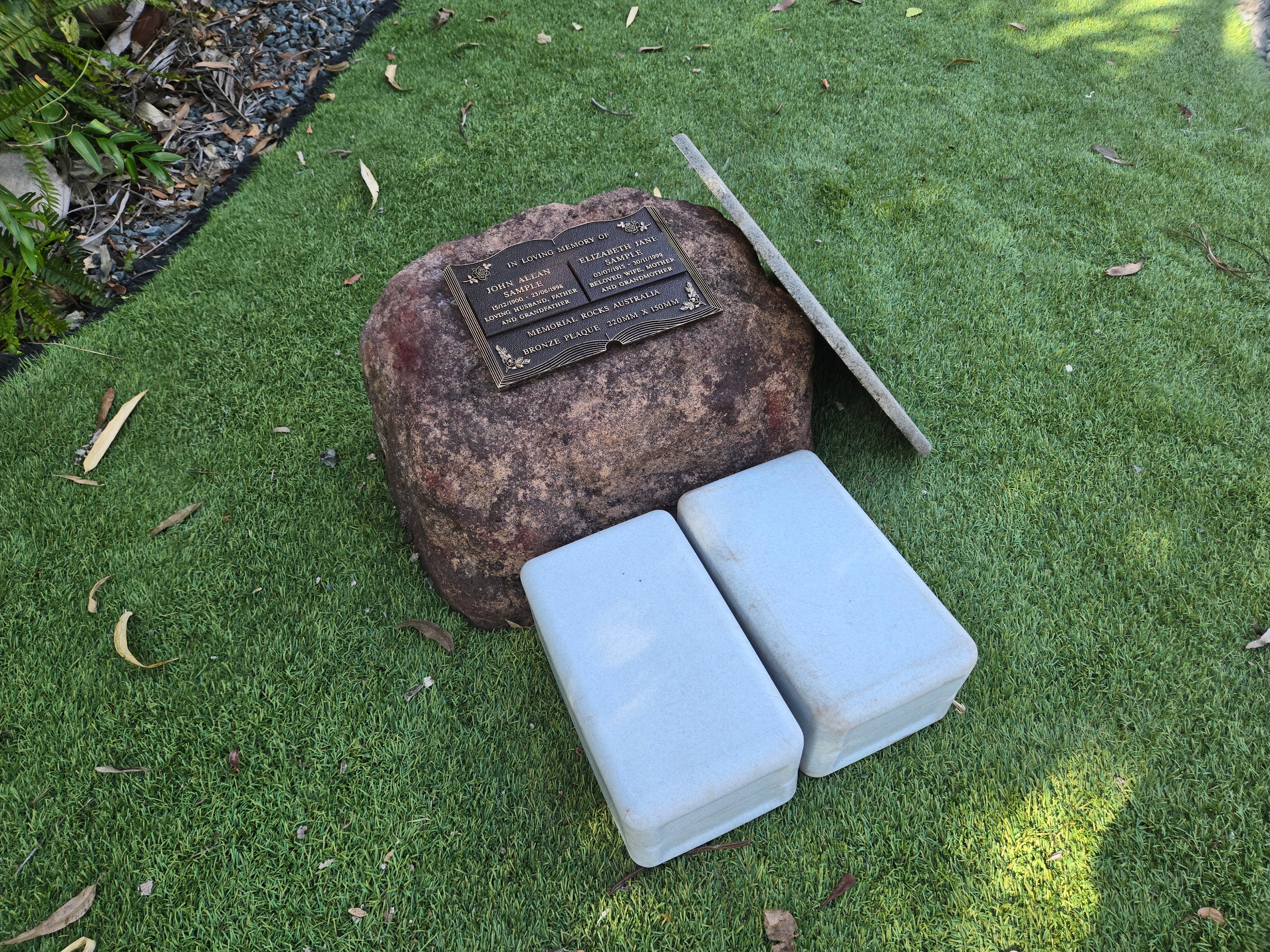 Memorial Rock Urn 2198 Large Double Brown