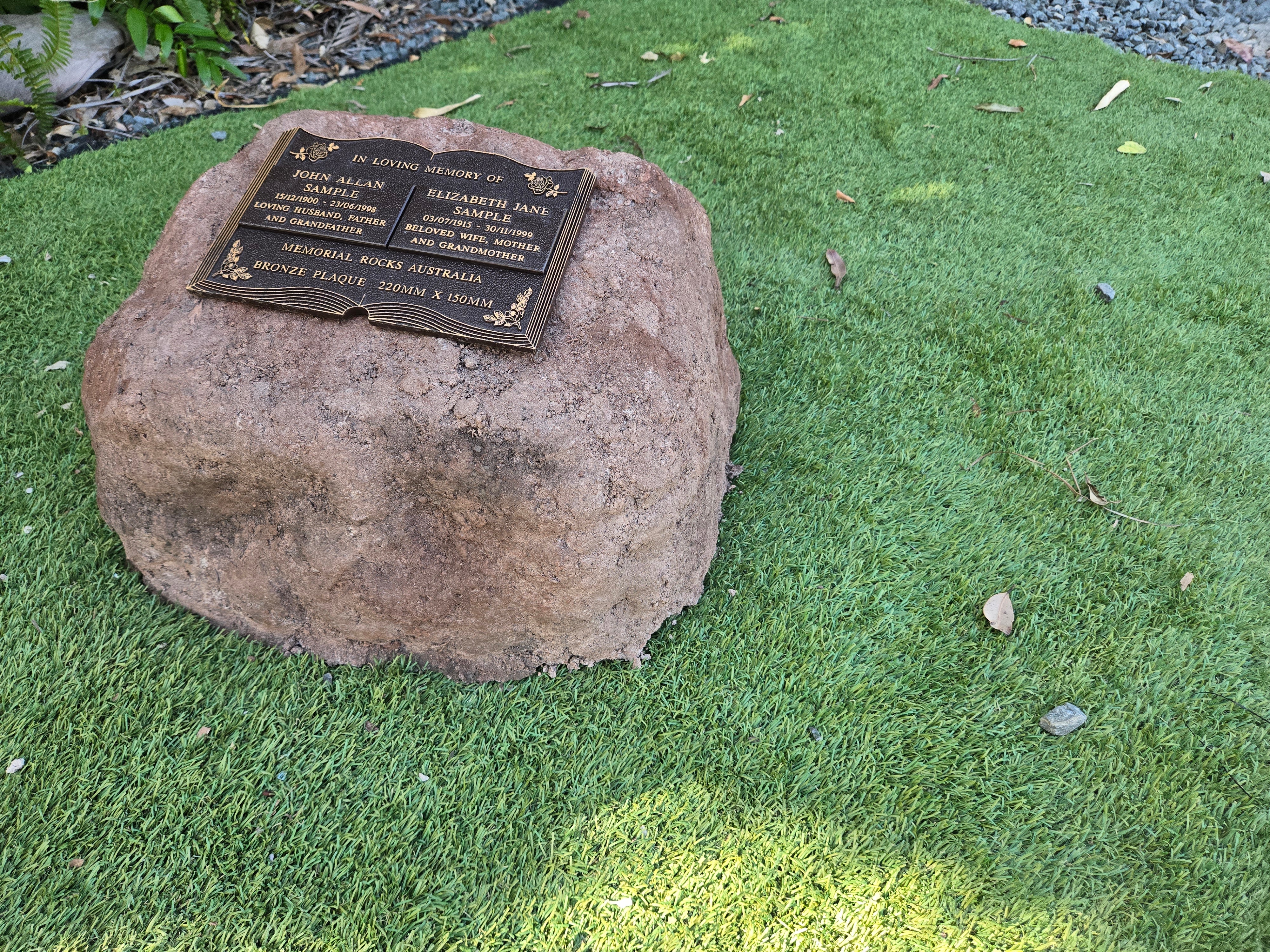 Memorial Rock Urn 2201 Large Double Brown