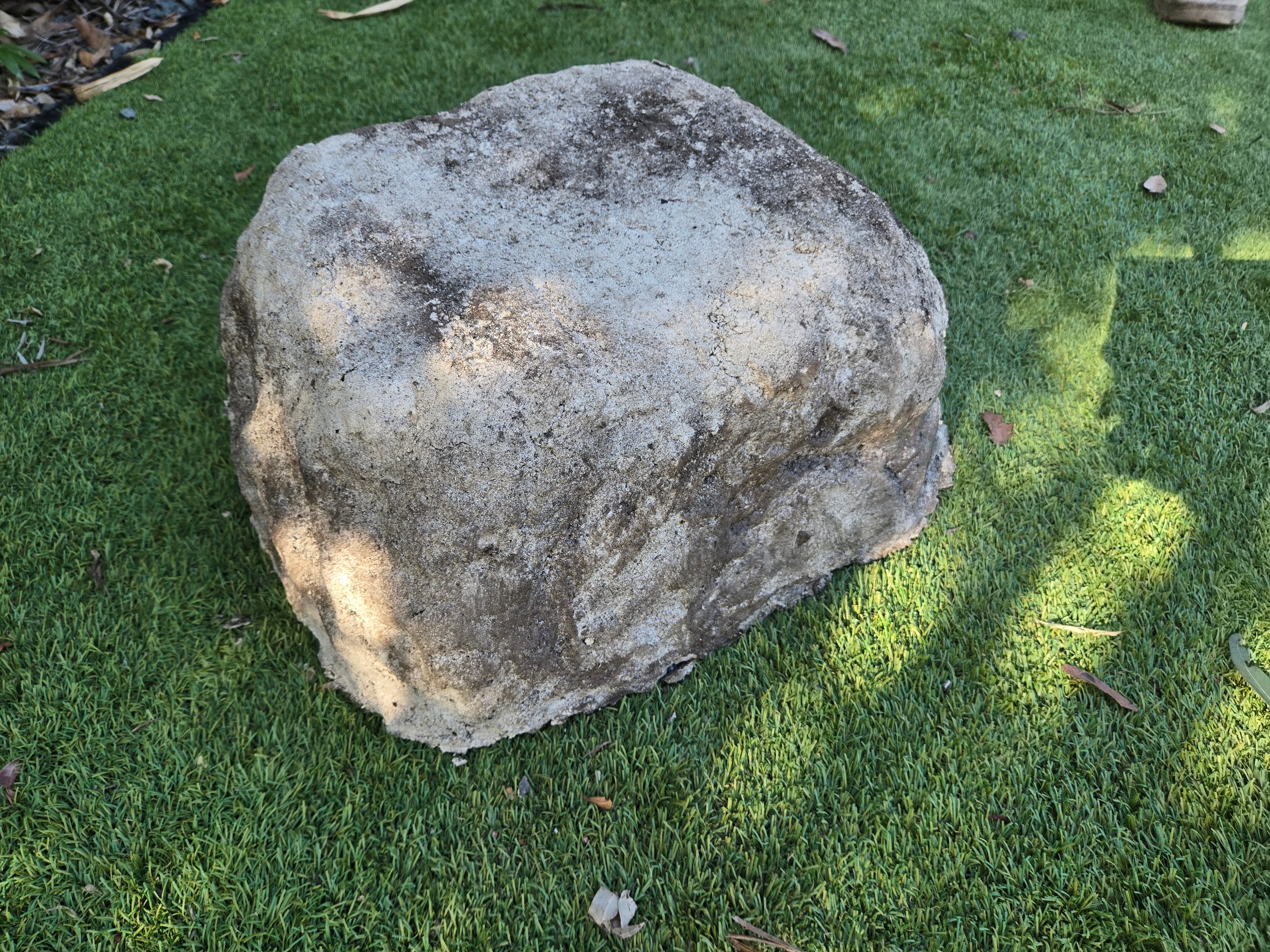 Memorial Rock Urn 2202 Large Double Natural Riversand