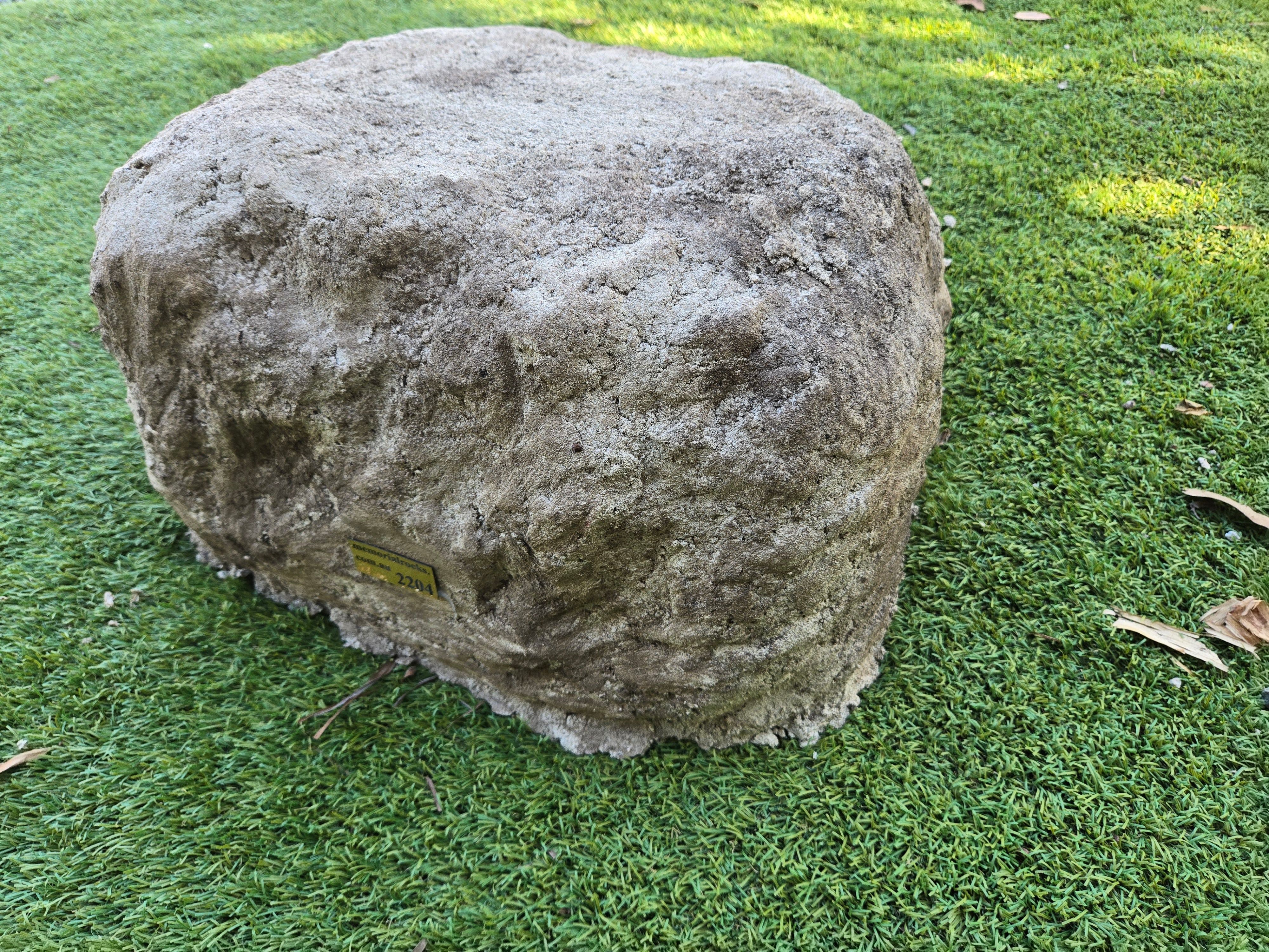 Memorial Rock Urn 2204 Large Double Natural Riversand
