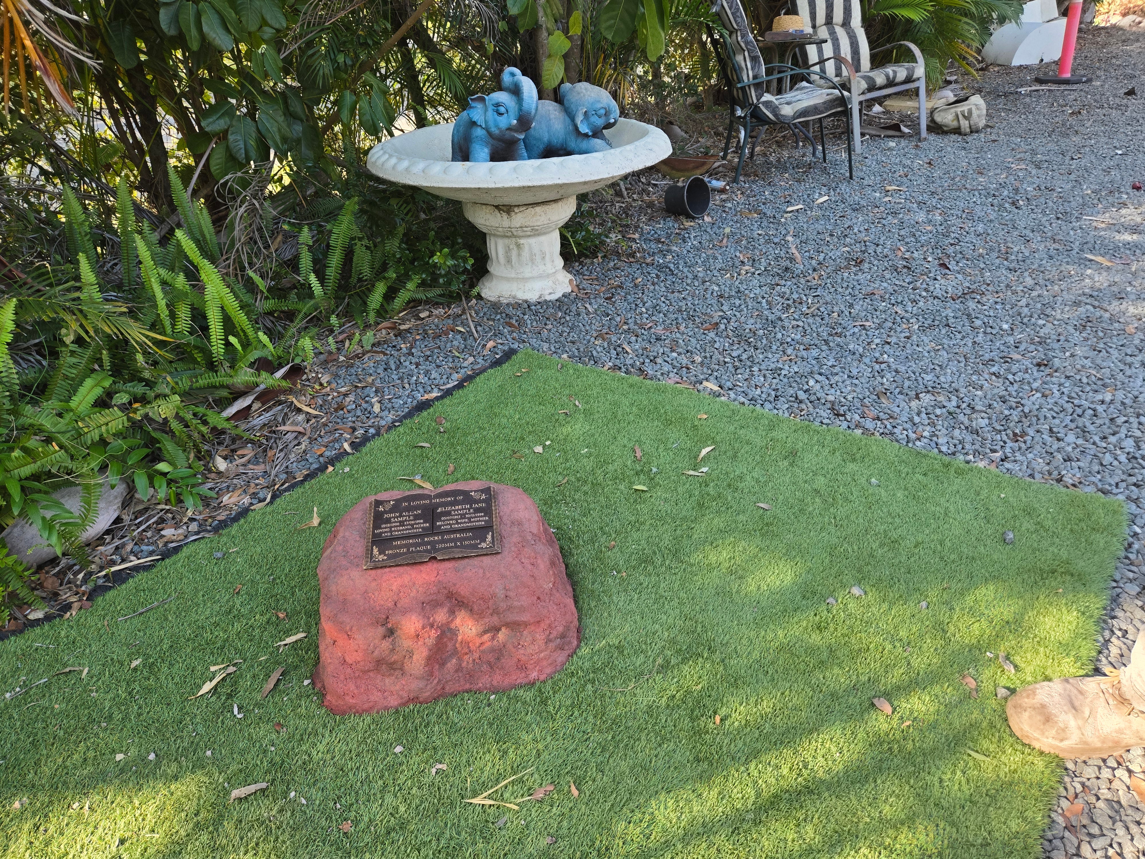 Memorial Rock Urn 2206 Large Double Red