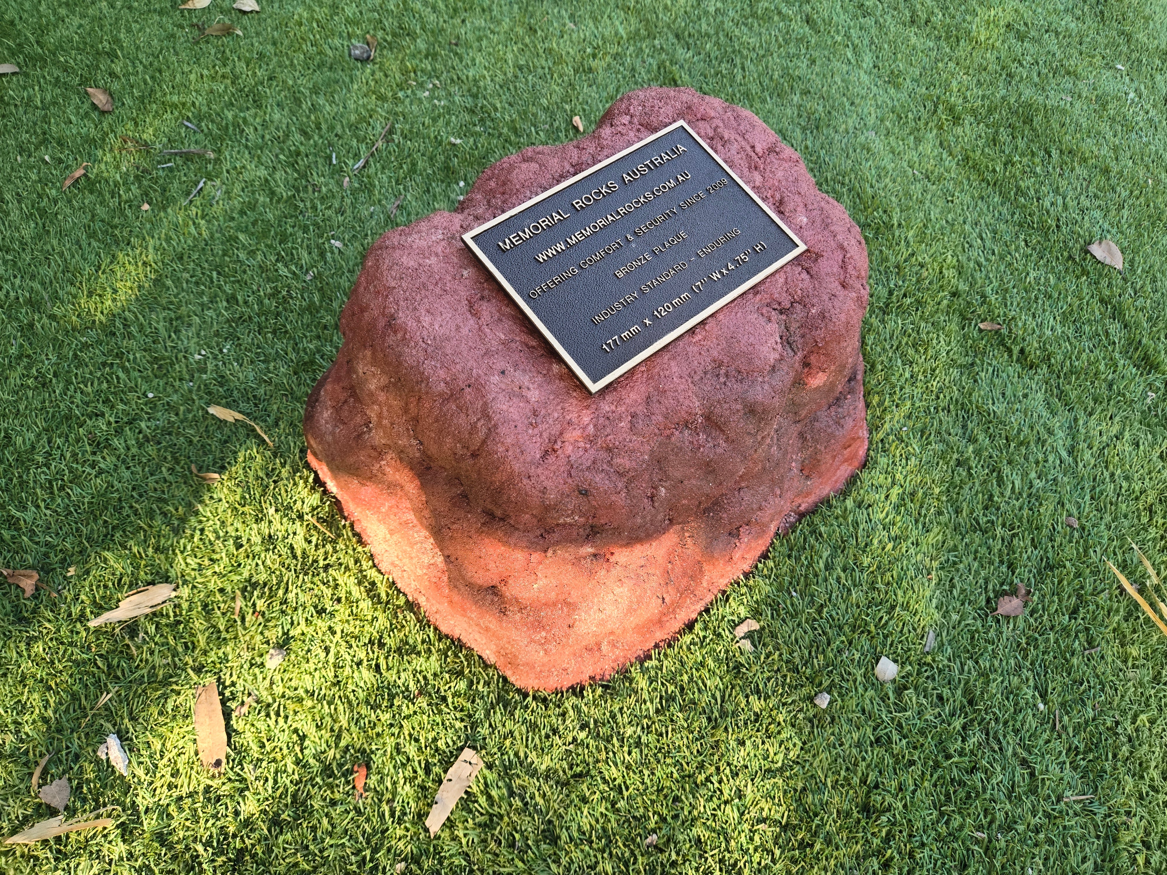 Memorial Rock Urn 2207 Large Red