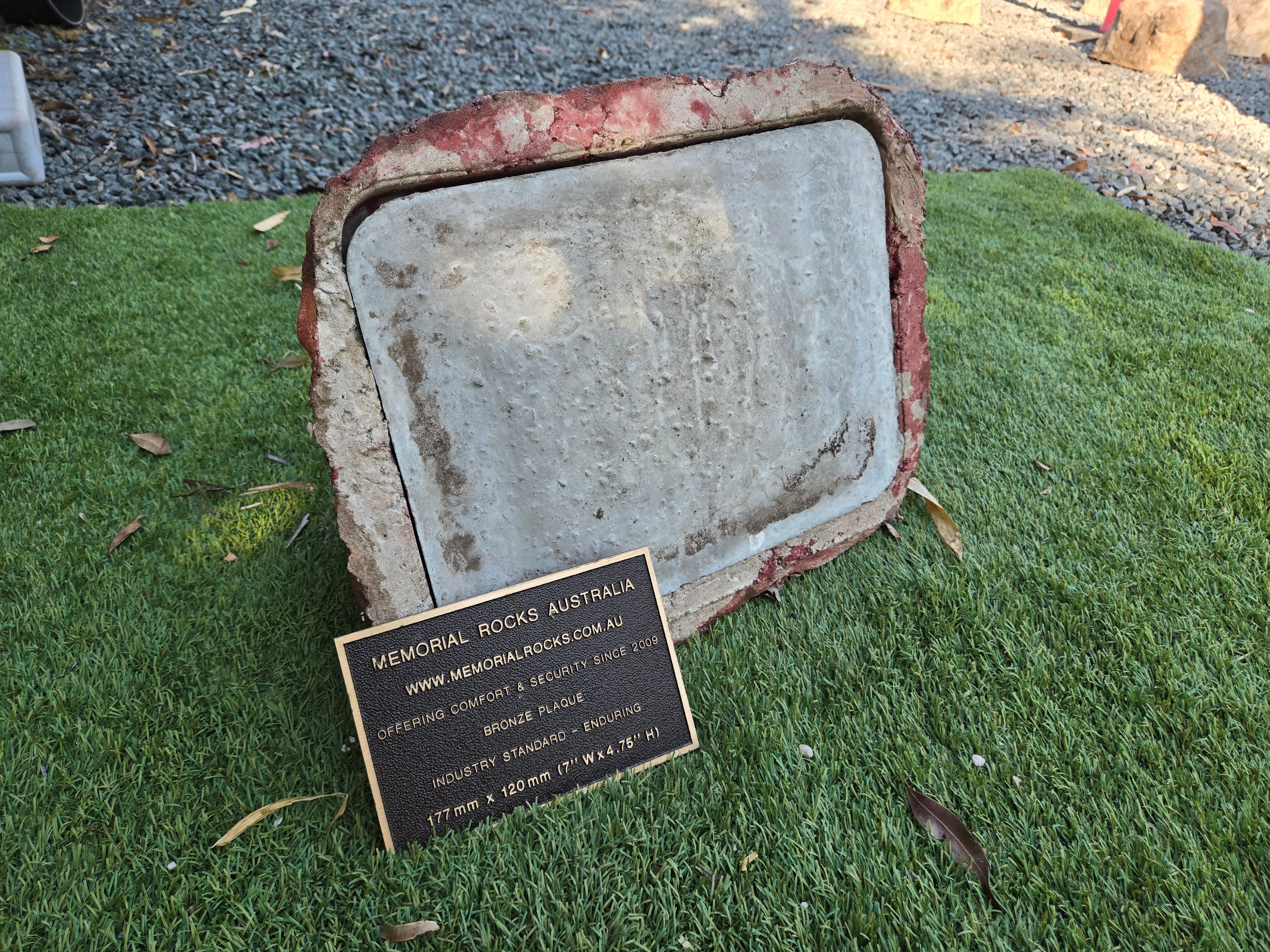 Memorial Rock Urn 2207 Large Red