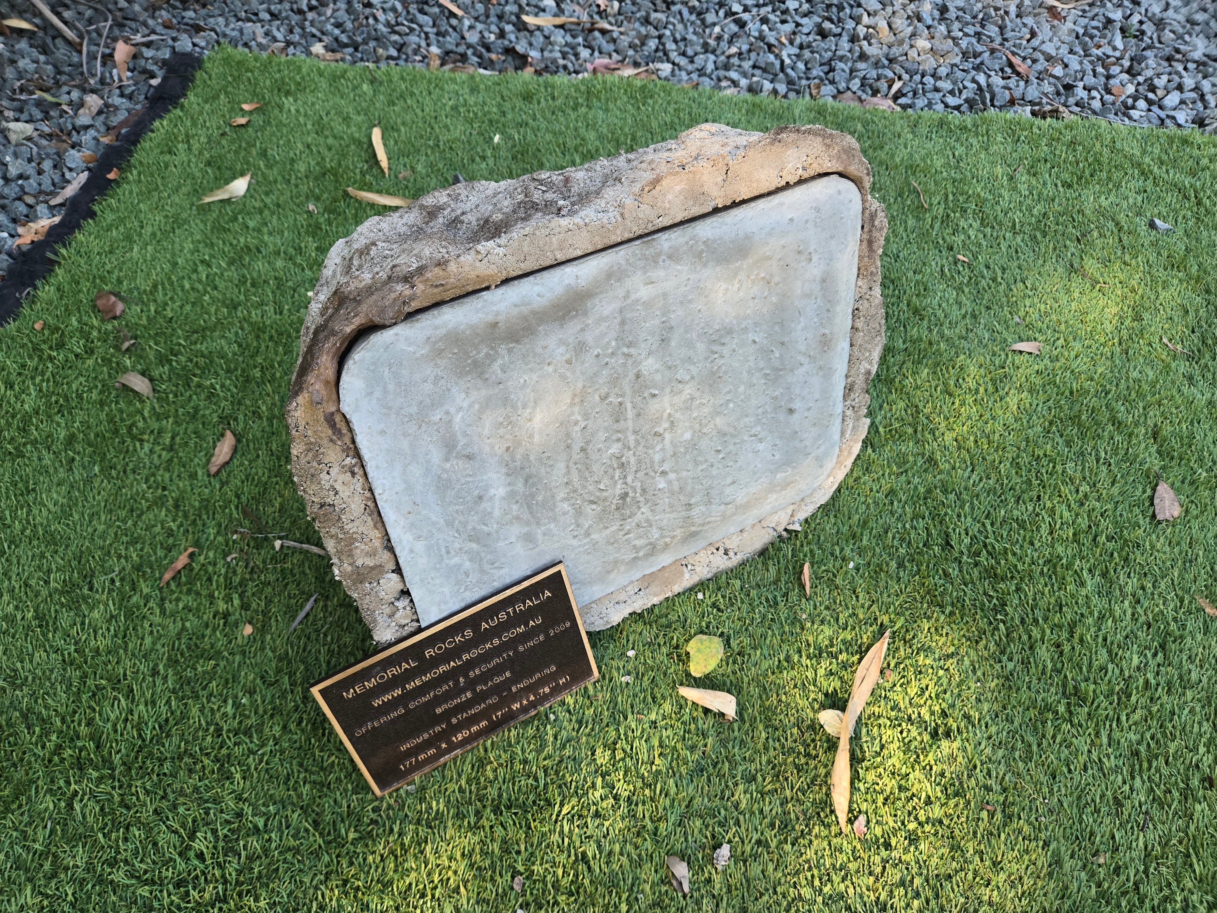 Memorial Rock Urn 2208 Large Natural Riversand