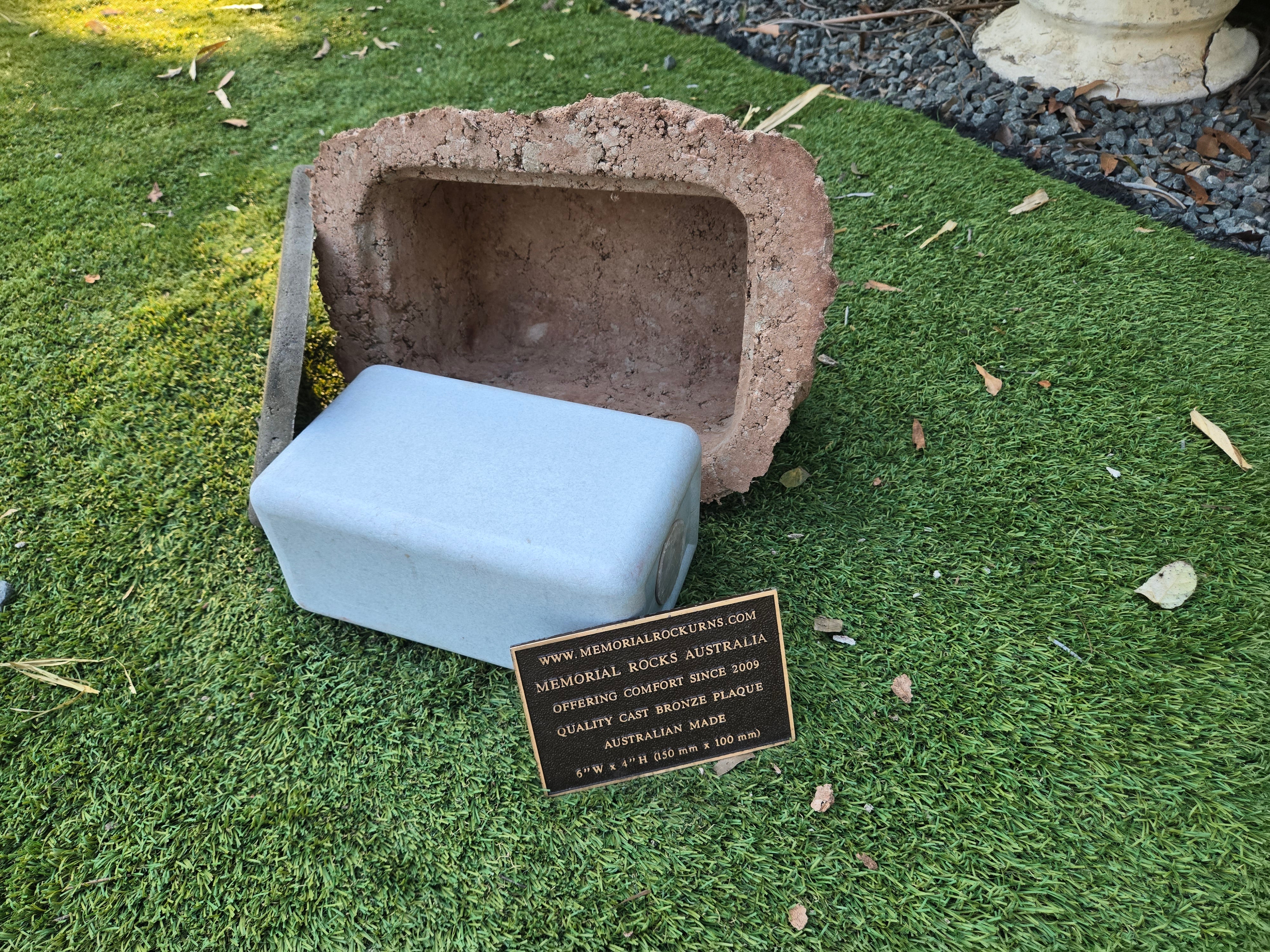 Memorial Rock Urn  2214 Regular Brown