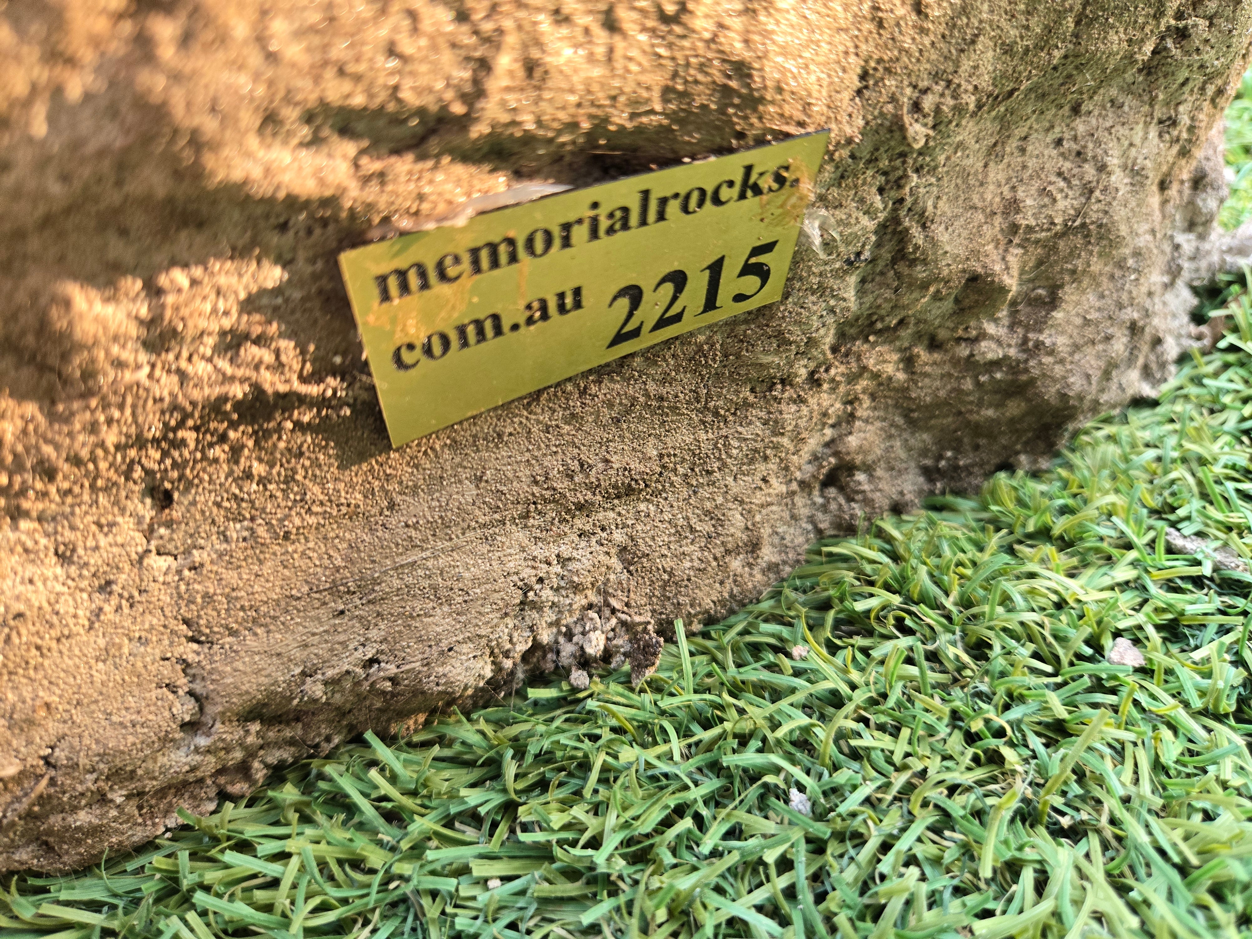 Memorial Rock Urn  2215 Regular Natural Riversand