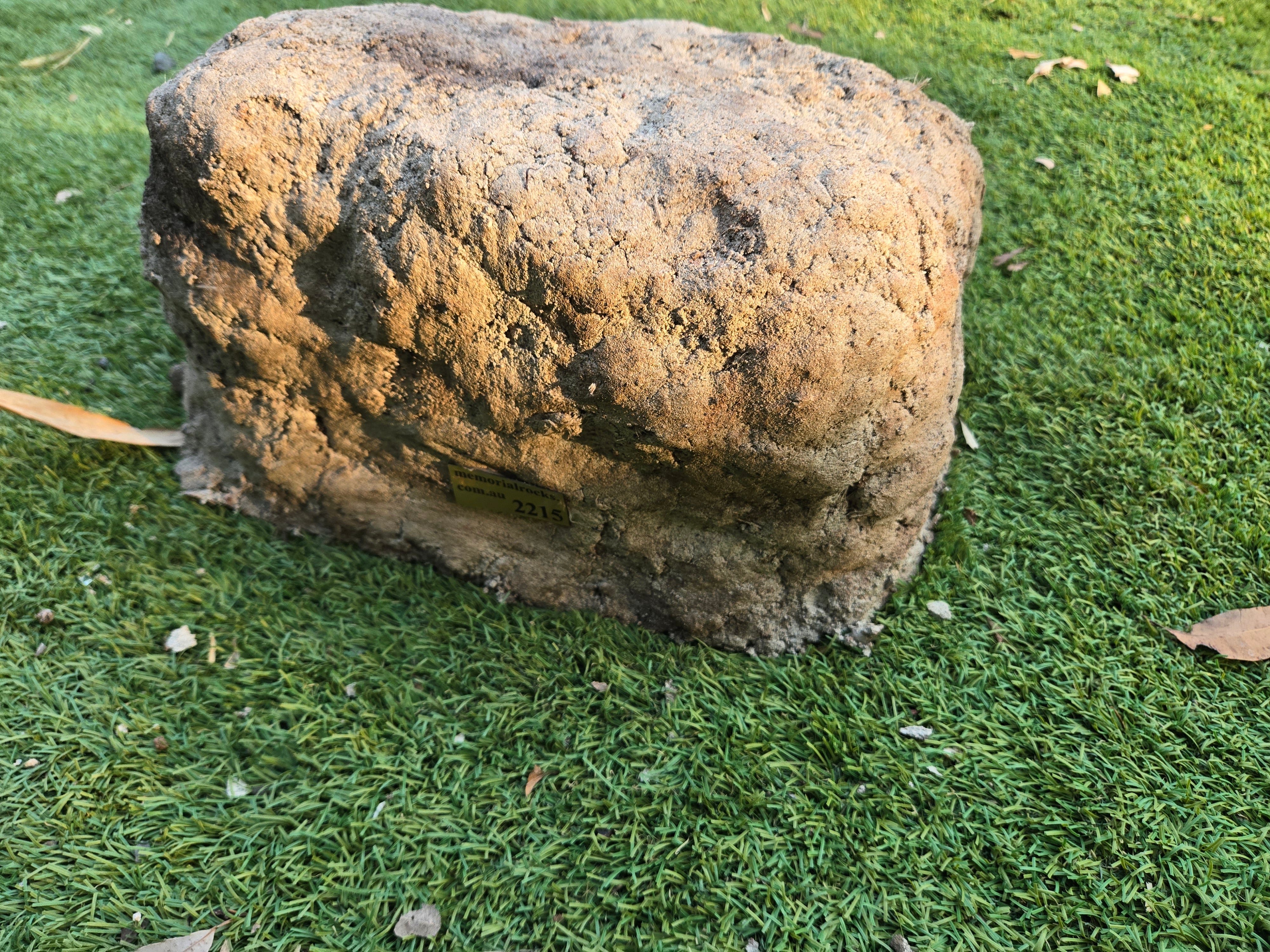 Memorial Rock Urn  2215 Regular Natural Riversand