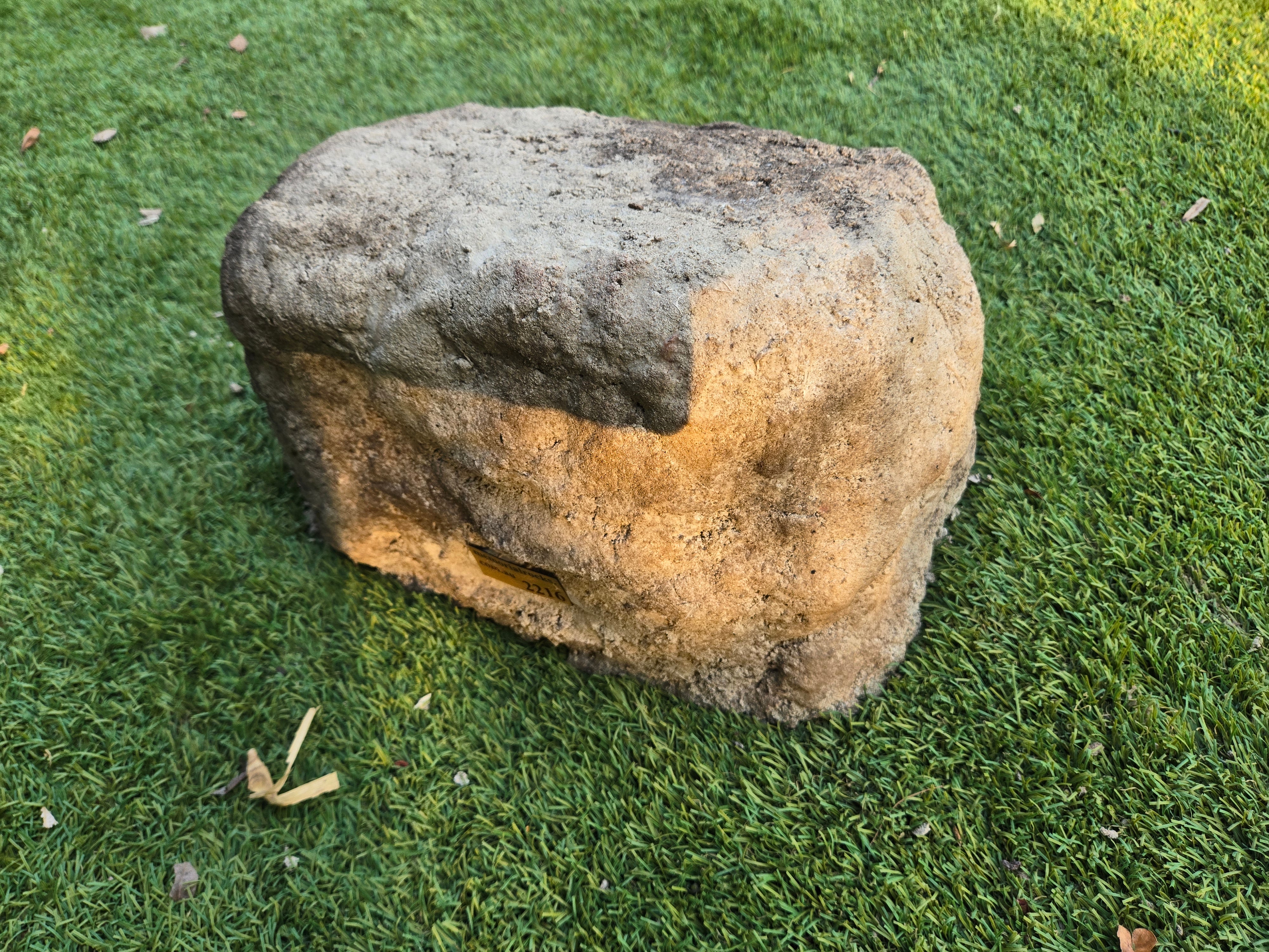 Memorial Rock Urn  2216 Regular Natural Riversand