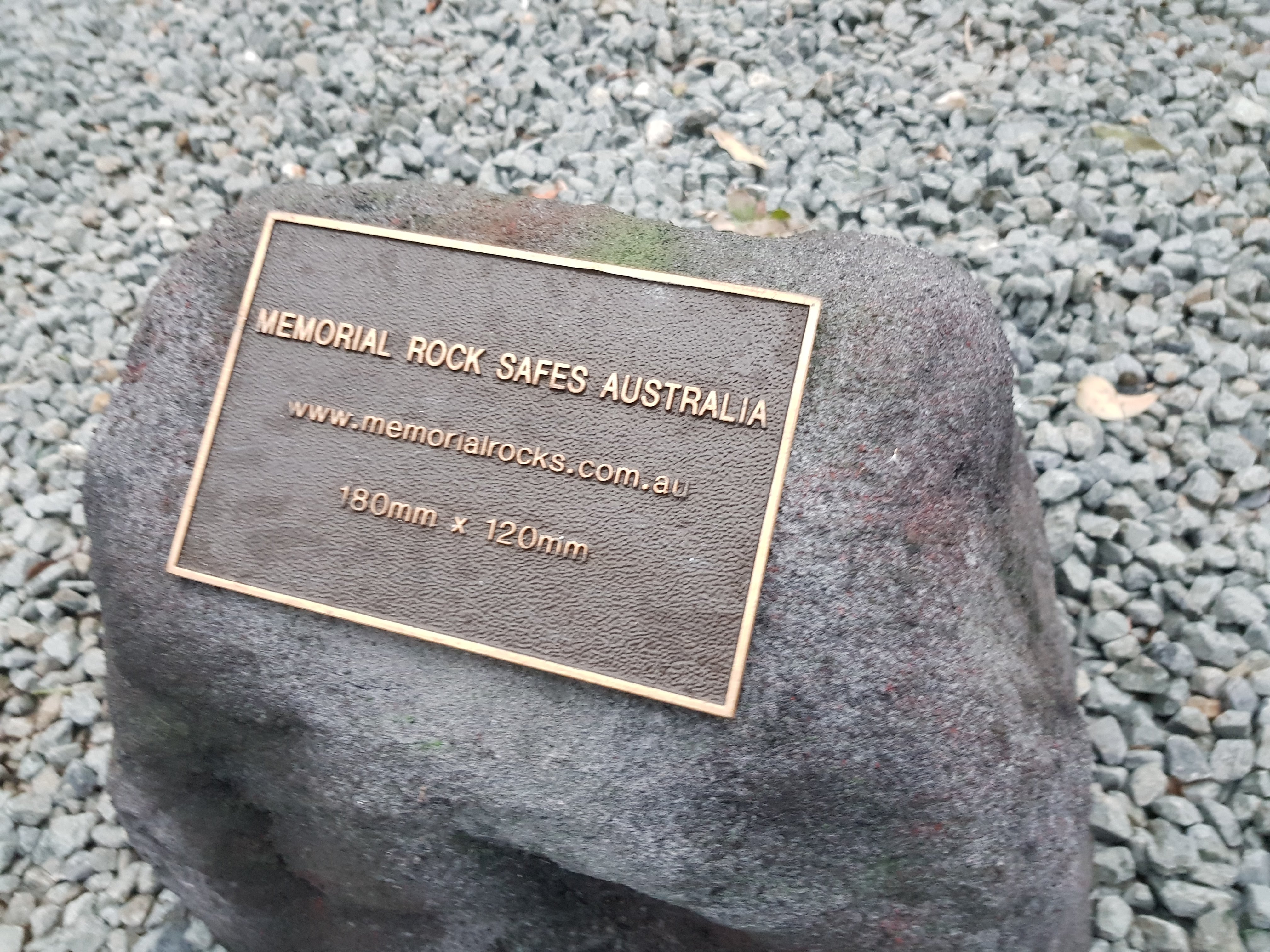 Memorial Rock Urn 1546 Large Single Black